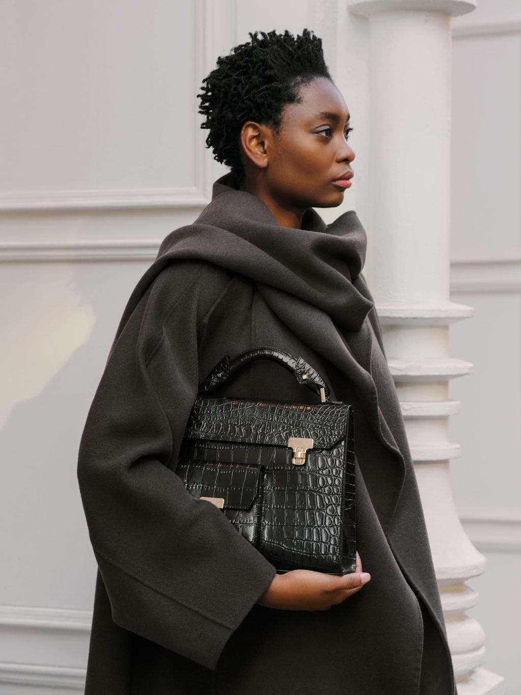 VIE LORIE Vanna Top Handle Bag, Alternate, color, Onyx