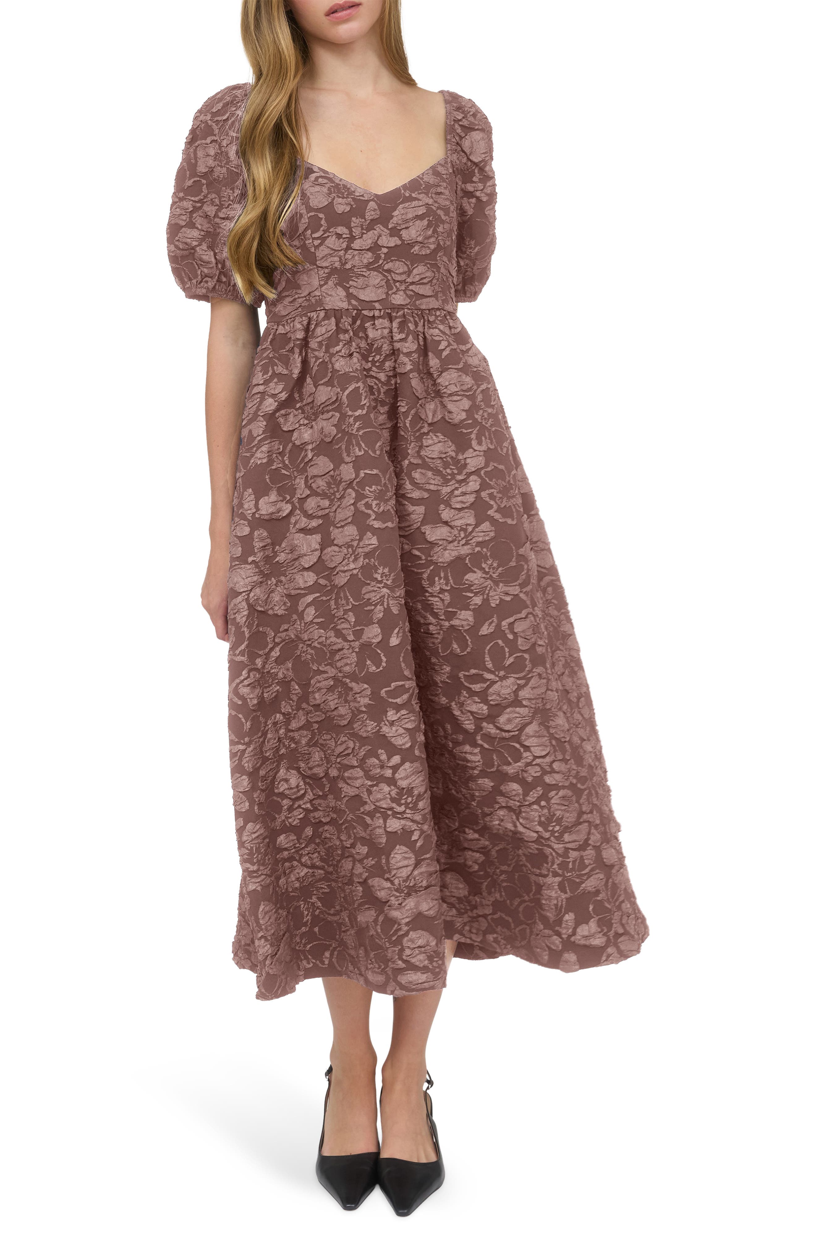 AUGUST SKY Sweetheart Puff Sleeve Midi Dress