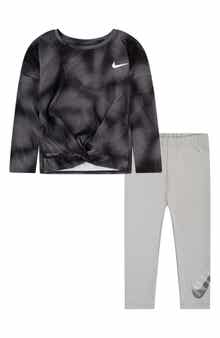 Nike Dri-FIT Long Sleeve T-Shirt & Leggings Set
