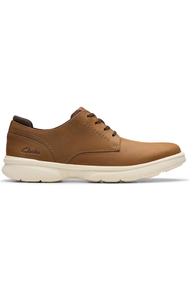 Clarks<sup>®</sup> Bradley Plain Toe Shoe, Alternate, color, Light Brown Leather