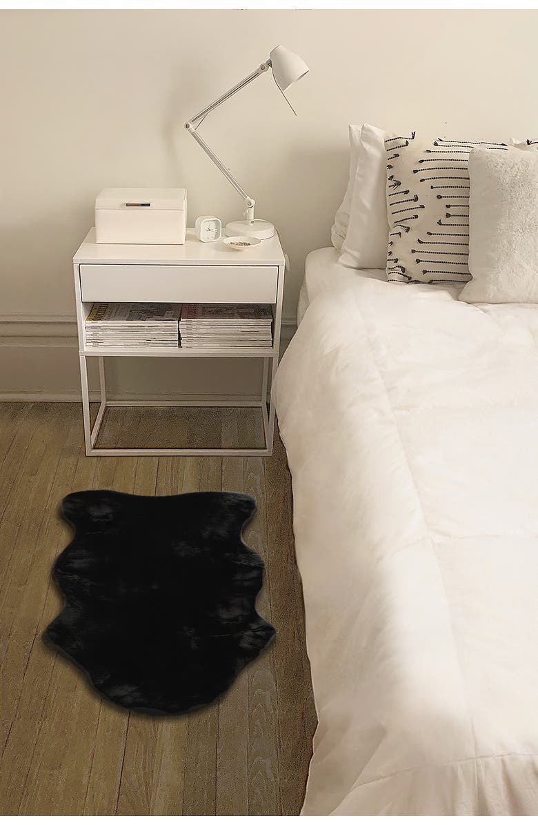 LUXE Faux Fur Throw 2' X 3' - Black, Alternate, color, 