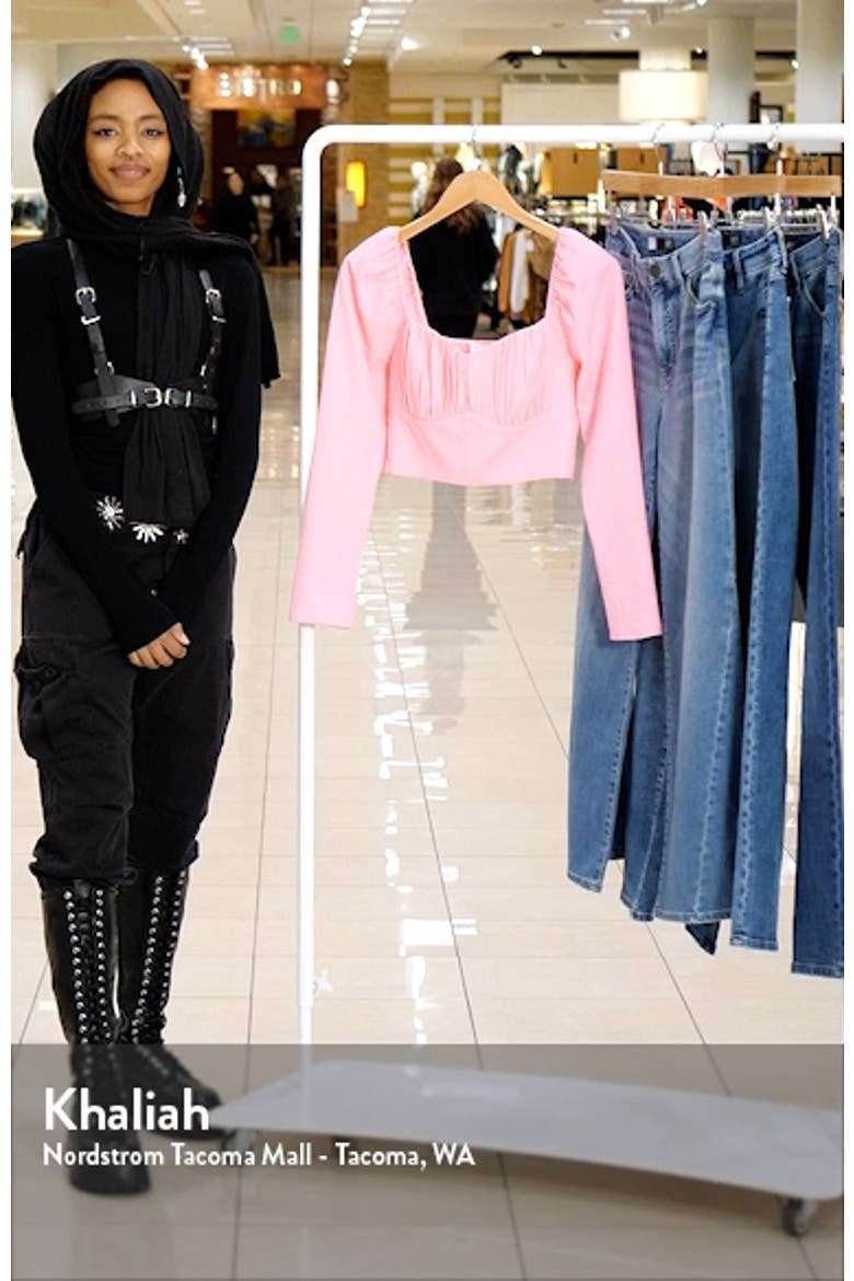 Long Sleeve Sweetheart Neck Crop Top video