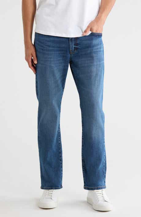 121 Slim Straight Jeans