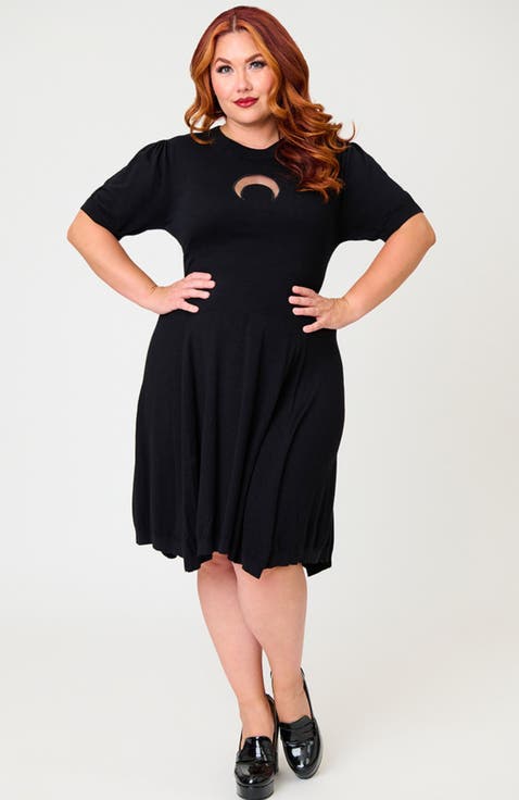 Plus Size Heart Cutout Flare Dress