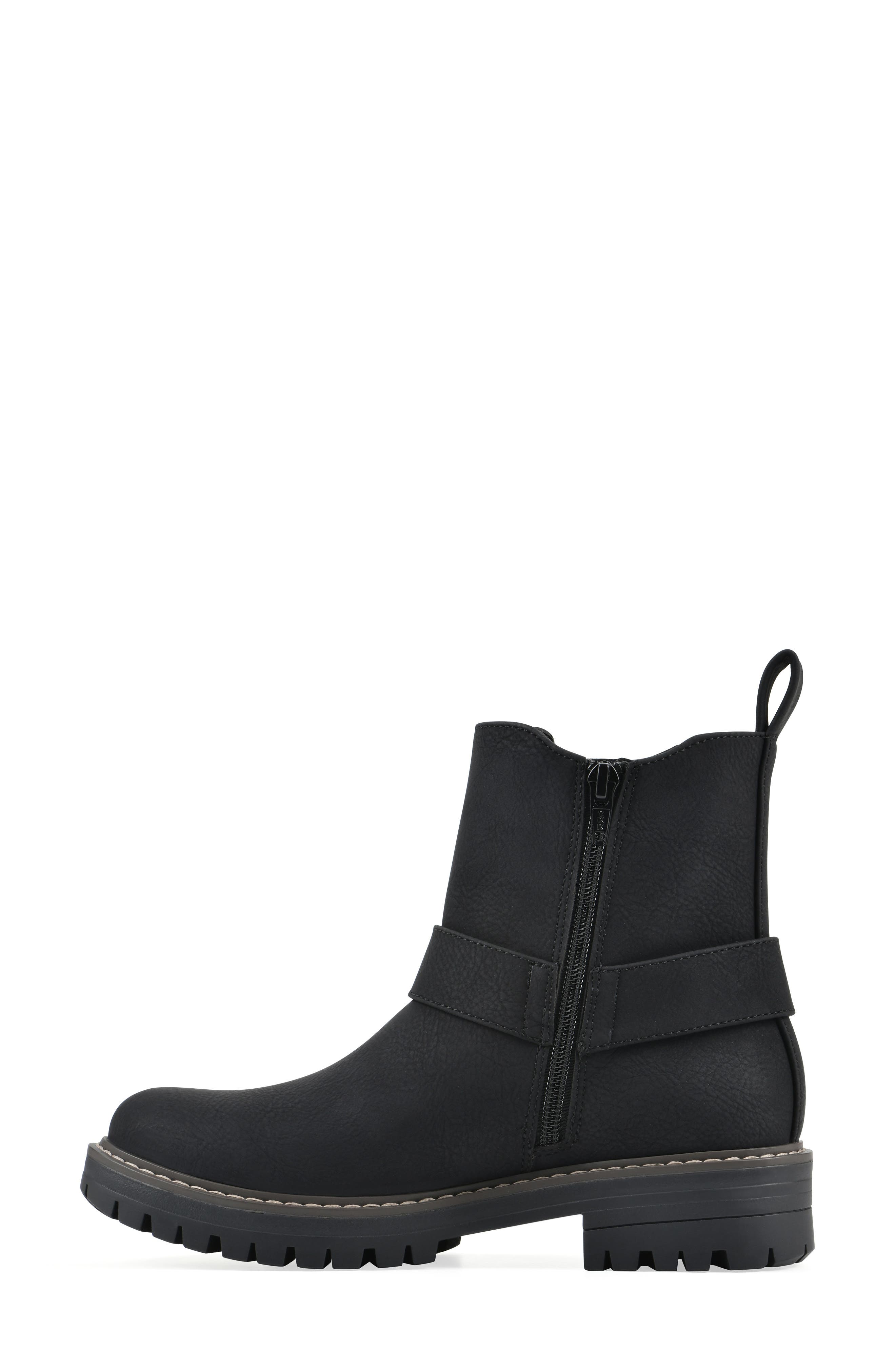 CLIFFS BY WHITE MOUNTAIN Maximus Bootie, Alternate, color, Black