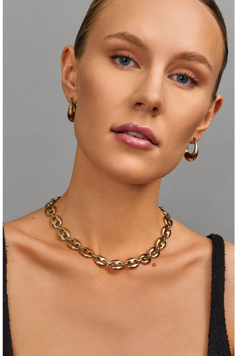 Clasp Hoop Earrings, Alternate, color, Gold