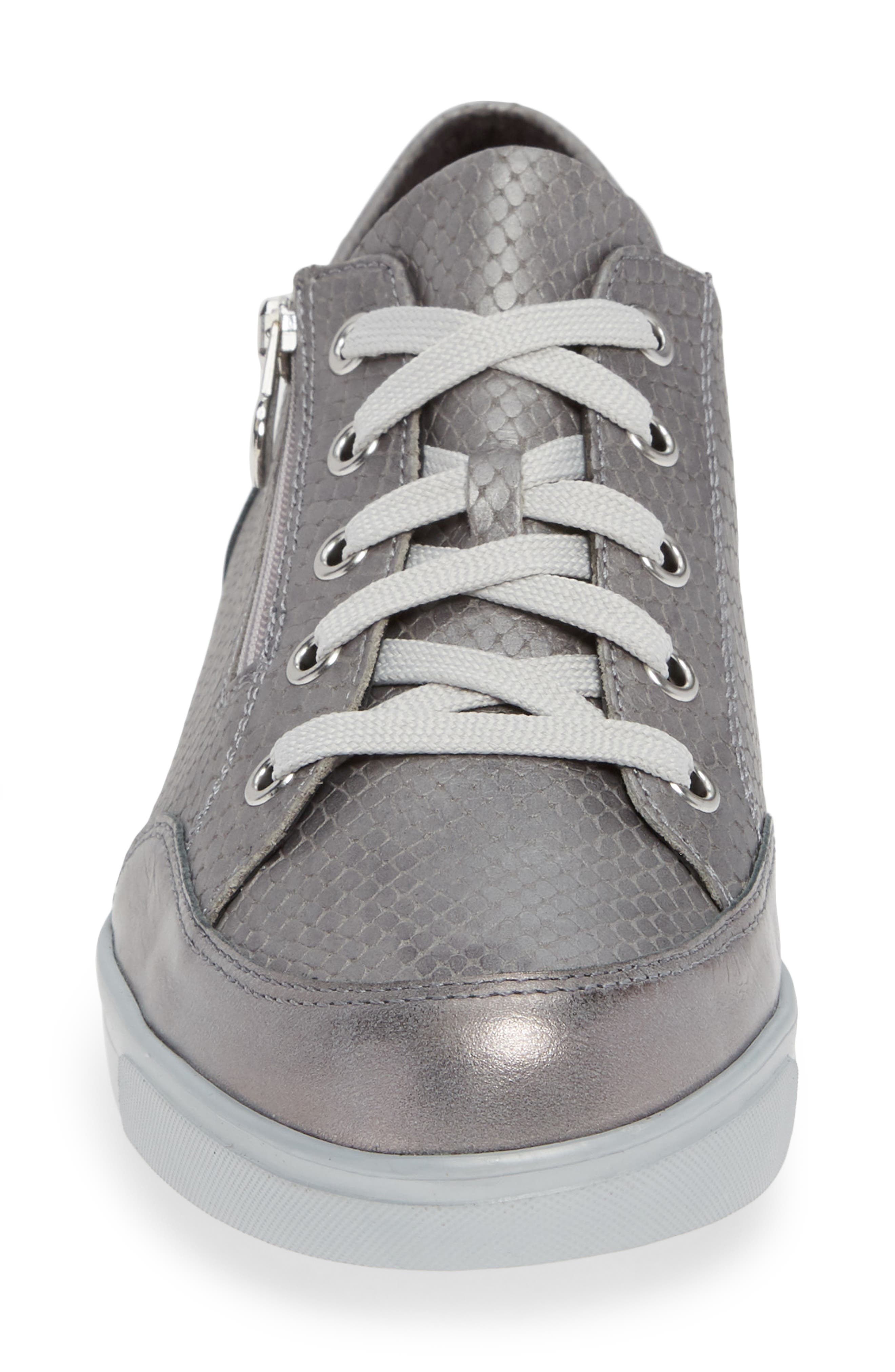 Munro Gabbie Sneaker, Alternate, color, 