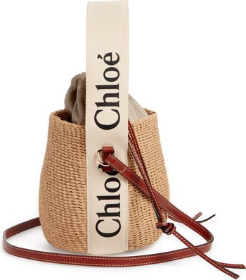 大人気 ☆ CHLOE クロエ Woody logo white raffia bucket bag Chloé | Woody logo white raffia bucket bag | Savannahs