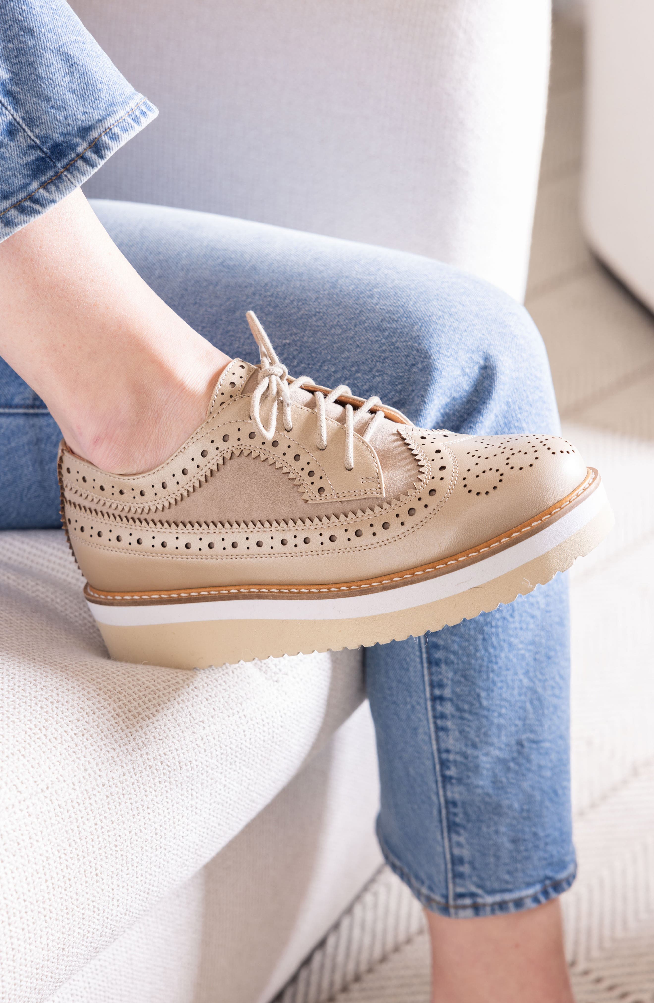 Zorielle Platform Oxford, Alternate, color, PLATINO/ TAUPE