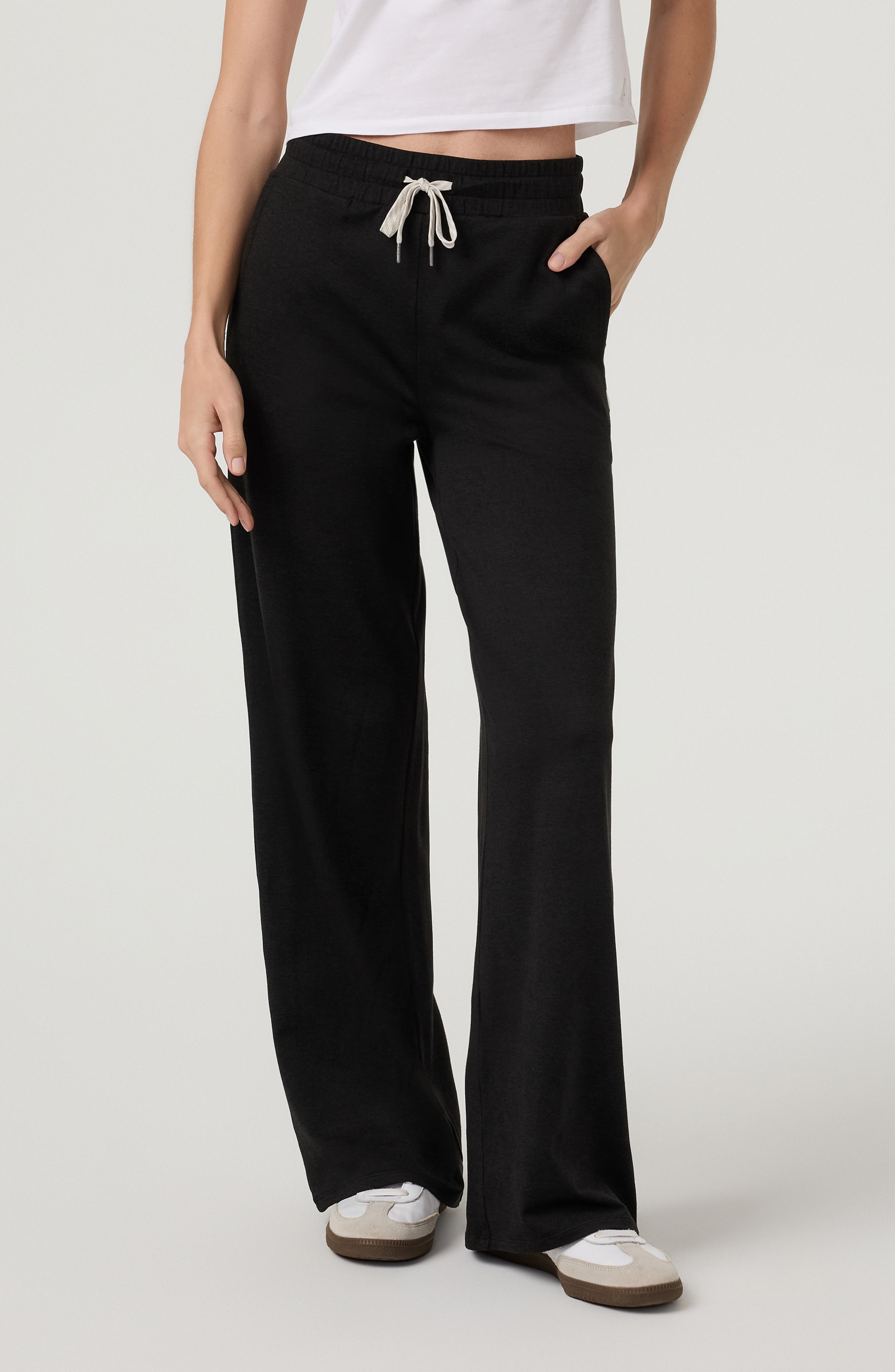Halo Essential Wide Leg Sweat Pants