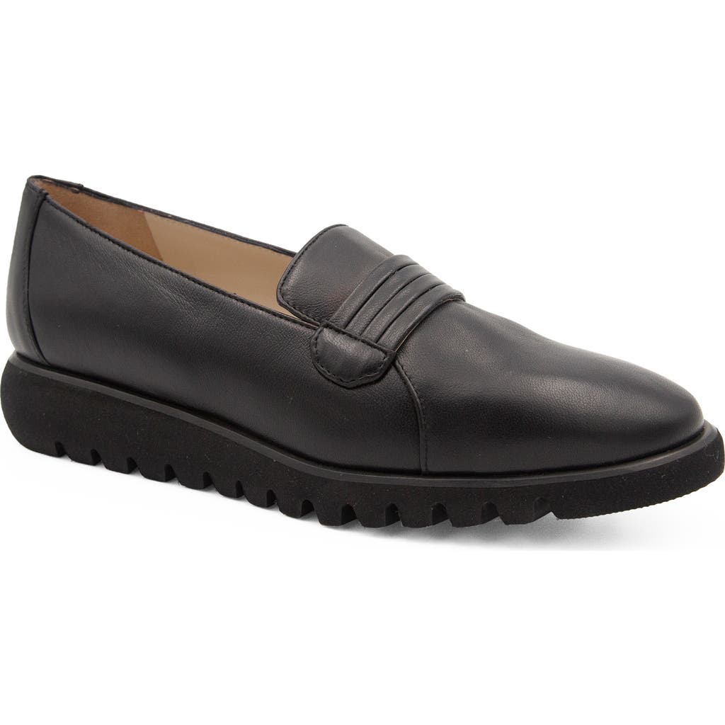 Amalfi By Rangoni Embrezza Wedge Loafer In Black Parmasoft