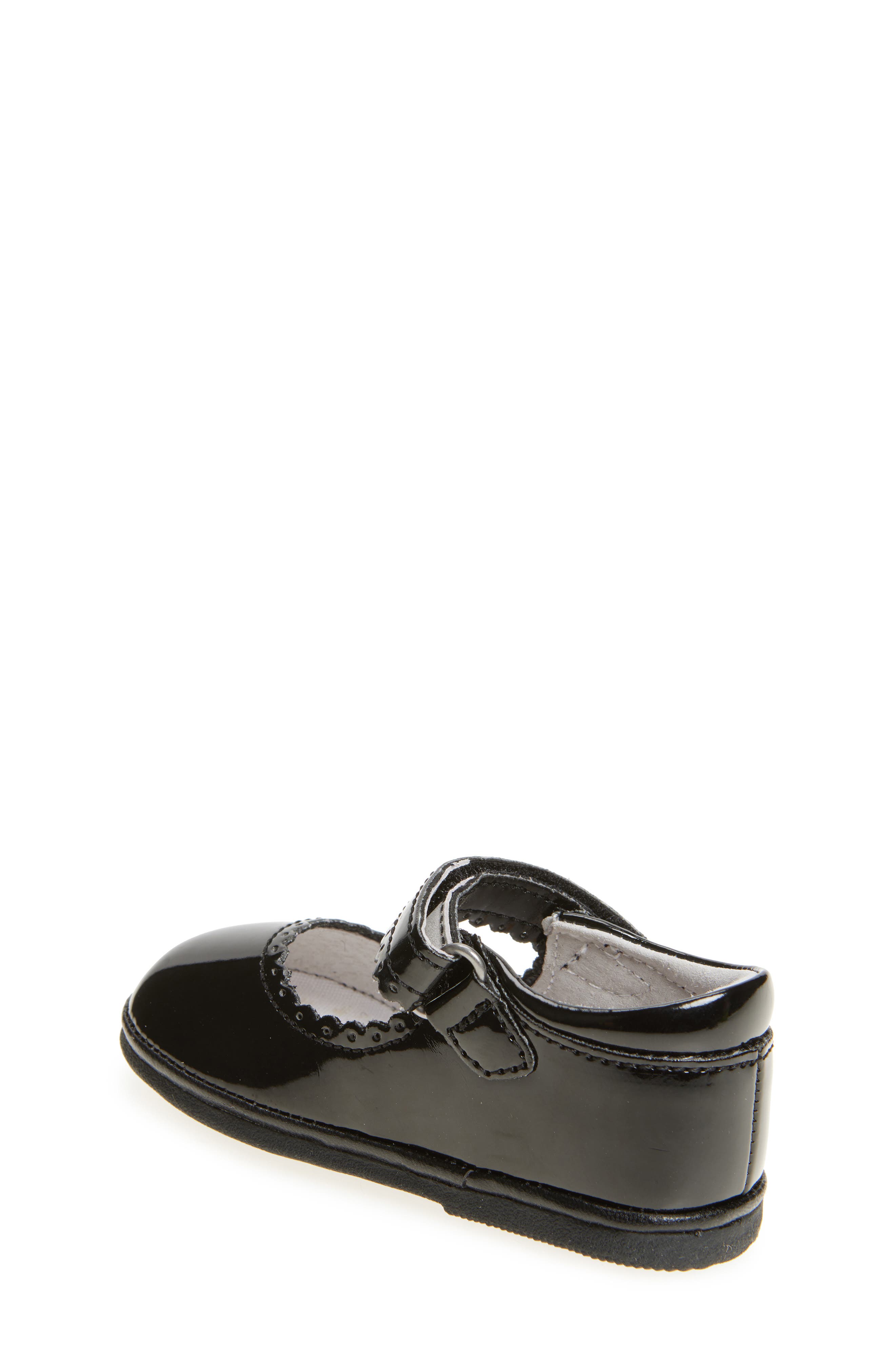 L
AMOUR Kids
 Cara Scallop Mary Jane Flat, Alternate, color, Patent Black