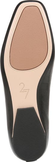 Carla Flat