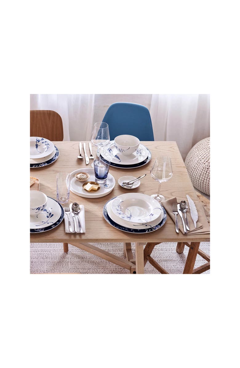 Villeroy 
Boch La Divina Burgundy  Set of 4, Alternate, color, 