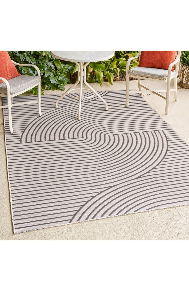 JONATHAN Y Arielle Mid-Century Modern Curve Stripe Reversible Machine-Washable Indoor/Outdoor Area Rug, Alternate, color, Dark Gray/Cream