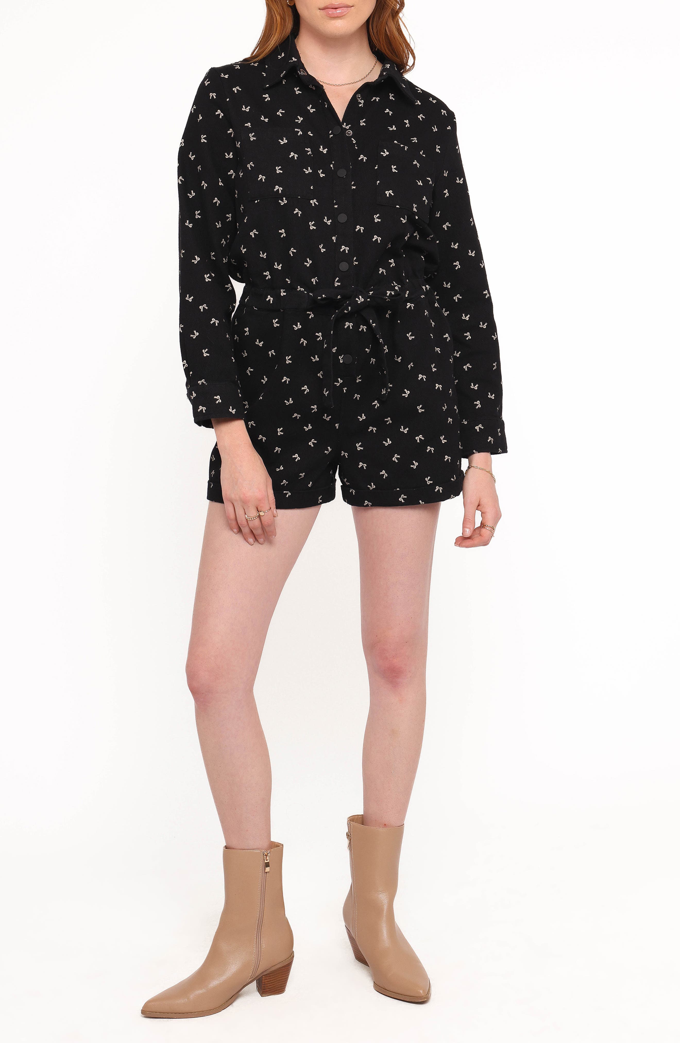 selected BLACK CREAM
