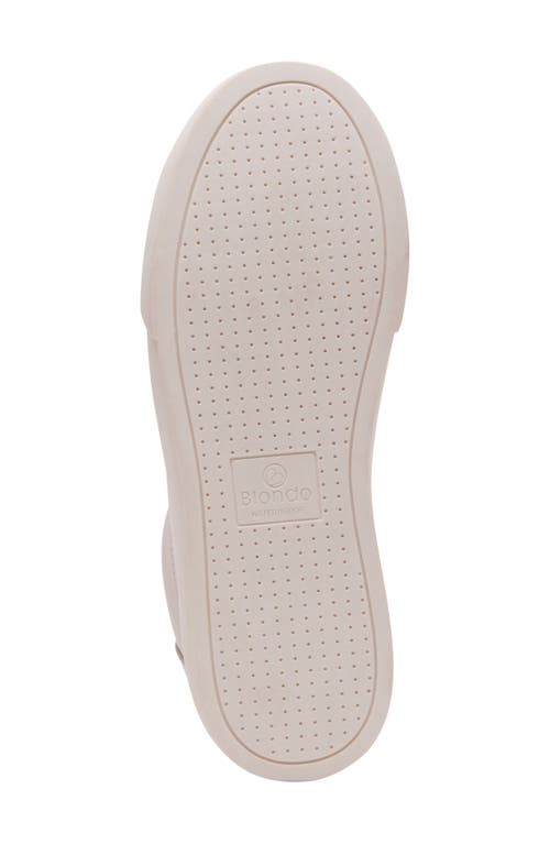 Blondo Venna Waterproof Sneaker