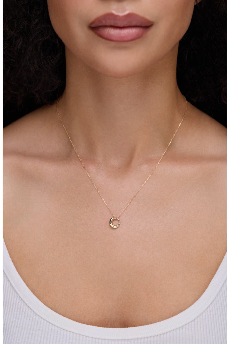 14K Gold Graduated Circle Pendant Necklace, Alternate, color, 14KY