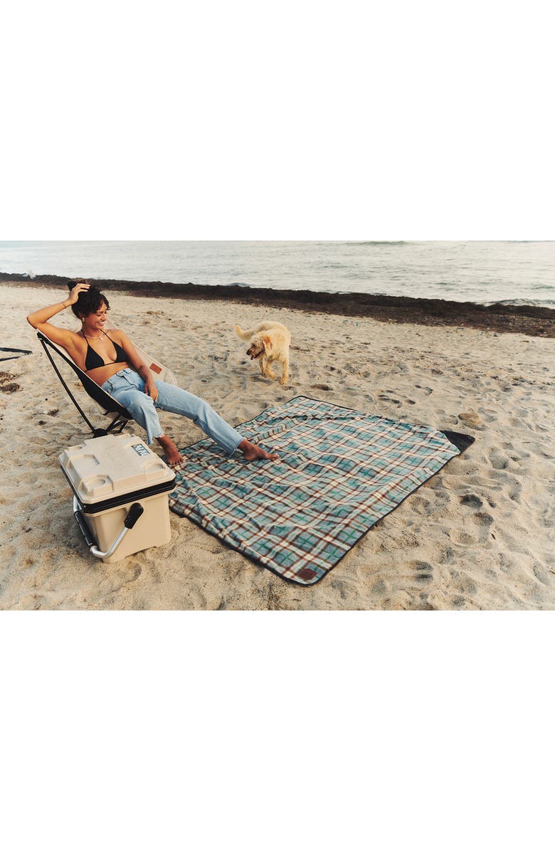 Slowtide Jensen Camp Recycled Polyester Blanket, Alternate, color,