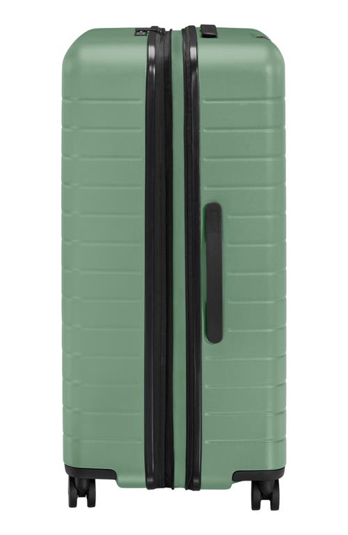 Away Flex 29-inch Spinner Suitcase