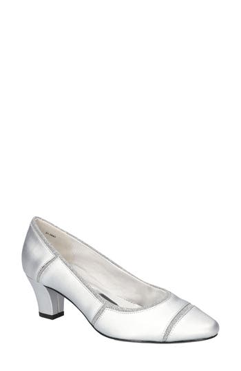 EASY STREET EASY STREET DATIA CAP TOE PUMP