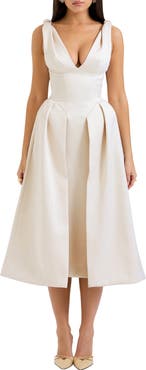 HOUSE OF CB Paloma Sleeveless Satin Gown