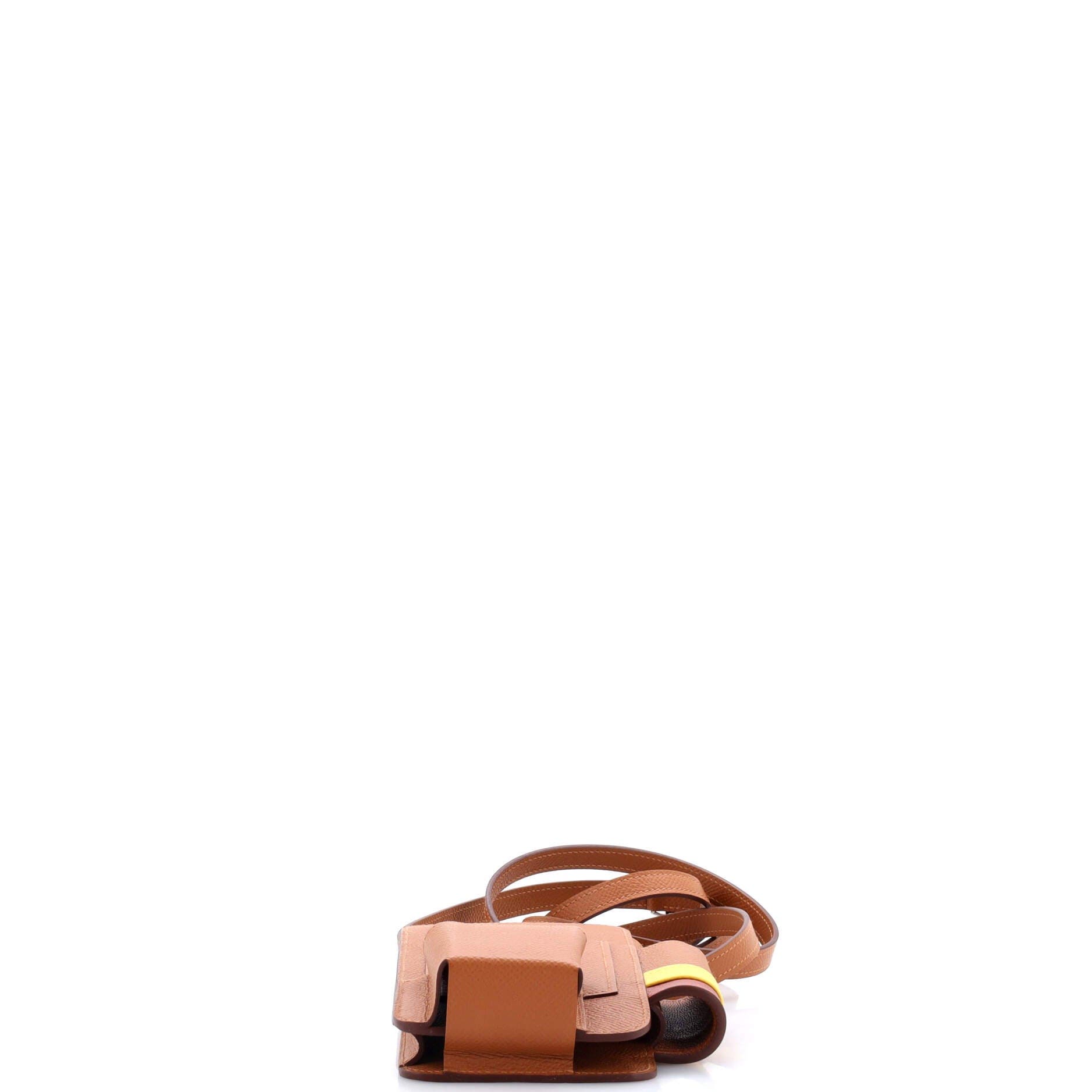 Pre-Owned Hermes Hermesway Phone Case Crossbody Bag Epsom, Alternate, color, Gold