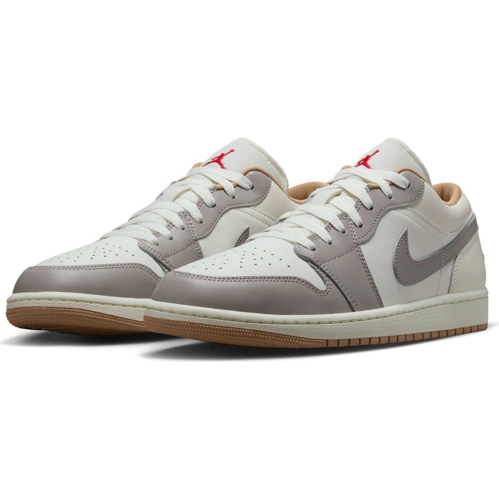 Jordan Air 1 Low Sneaker In Red
