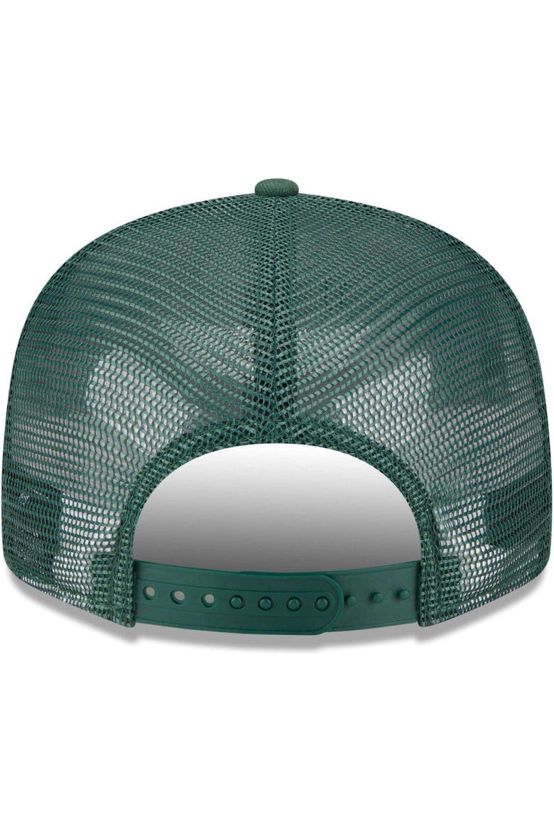 Men's New Era  Hunter Green Milwaukee Bucks Bold Laurels 9FIFTY Snapback Hat, Alternate, color, Hunter Green
