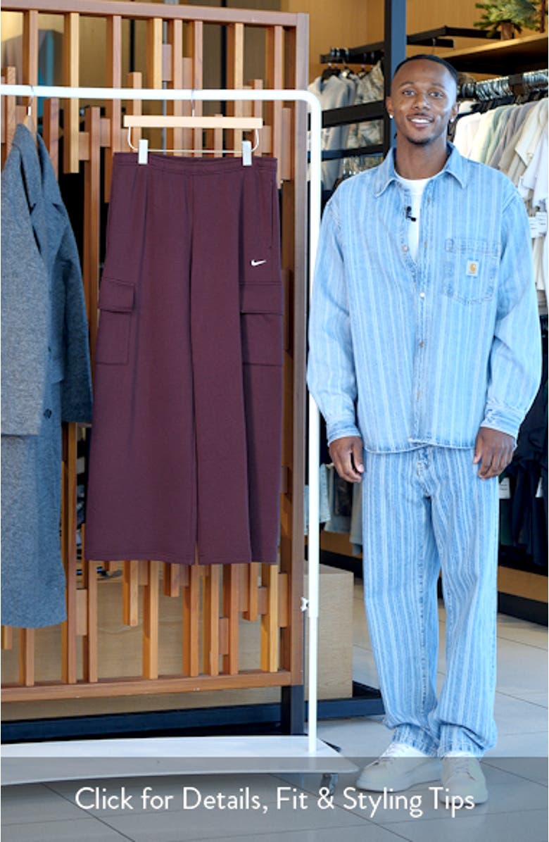 Sportswear Phoenix Fleece Wide Leg Cargo Sweatpants, sales video thumbnail