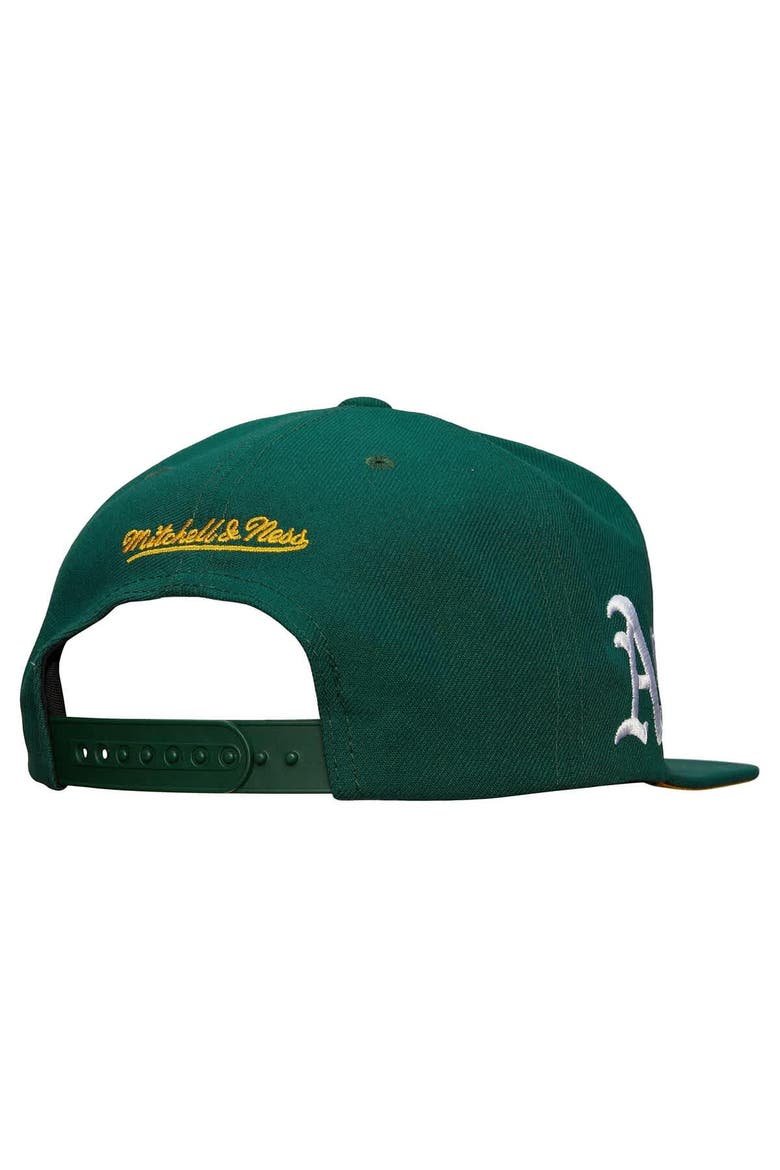 Men's Mitchell & Ness Green Oakland Athletics Team Tagged Snapback Hat, Alternate, color, Green