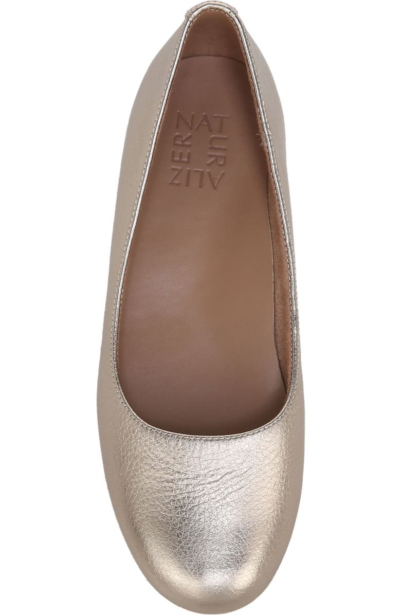 Naturalizer Maxwell Skimmer Flat, Alternate, color, Warm Silver Leather