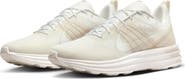 Nike Lunar Roam Sneaker