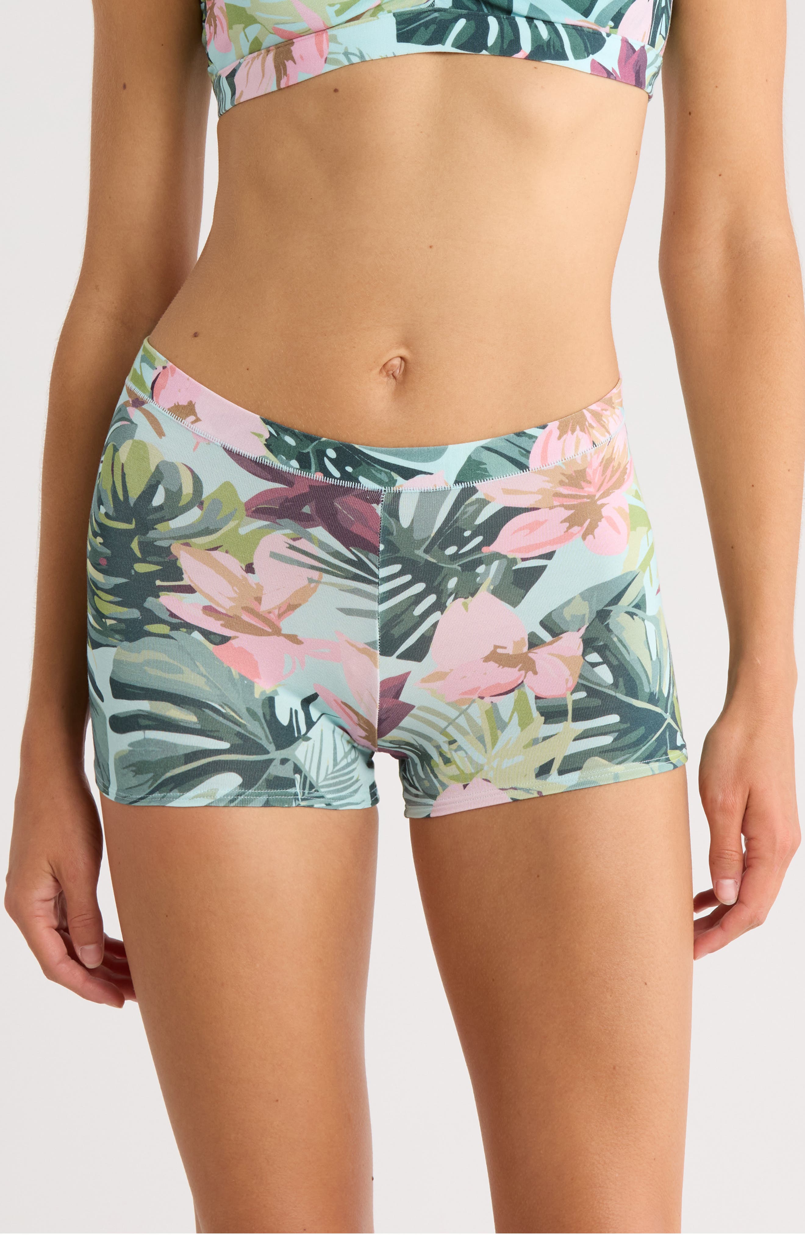 MeUndies FeelFree Boyshorts in Hibiscus 