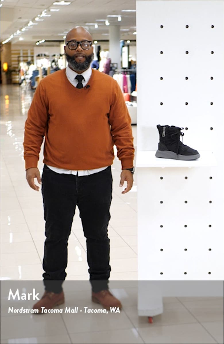 Exo Light Puff Boot, sales video thumbnail