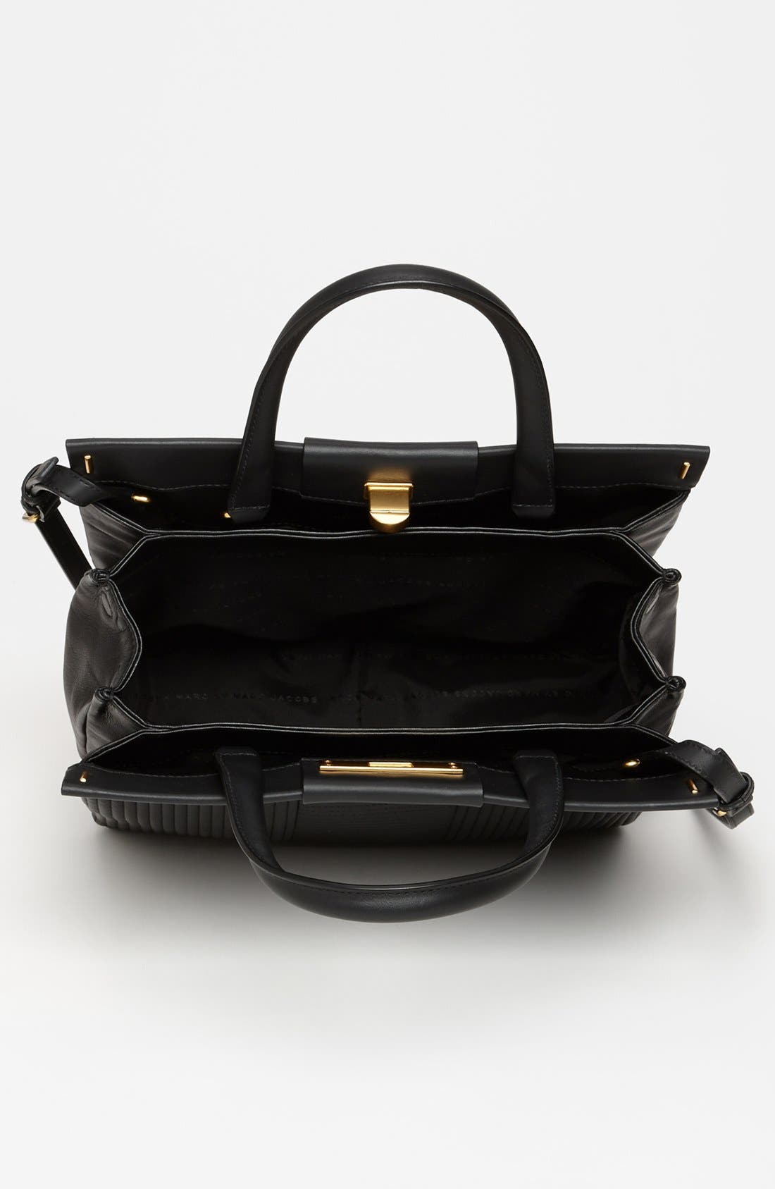 Marc Jacobs , Alternate, color, 