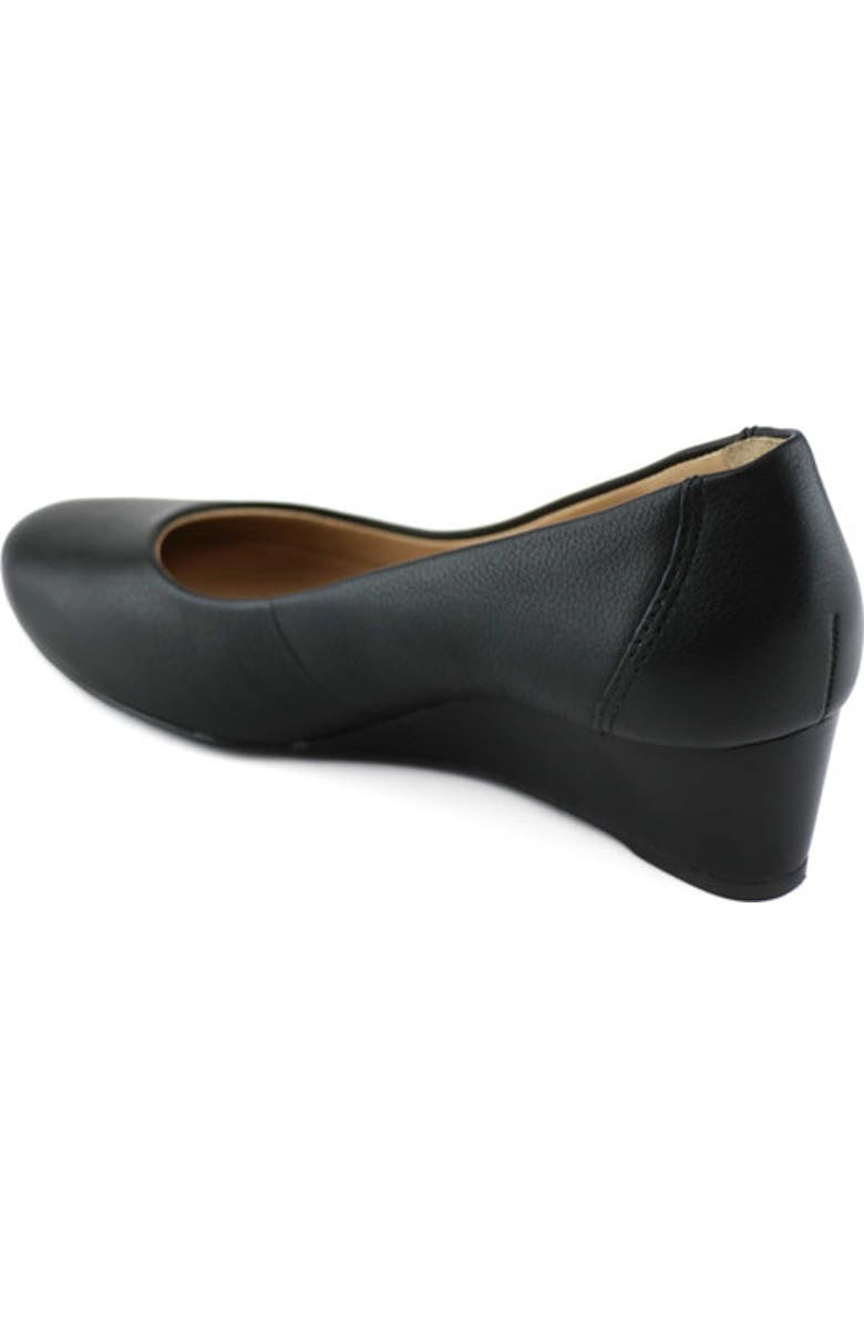 Marc Joseph New York Prospect Leather Wedge Pump, Alternate, color, Black Napa Soft