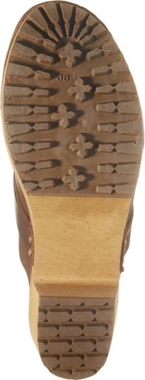 Peleni Block Heel Clog