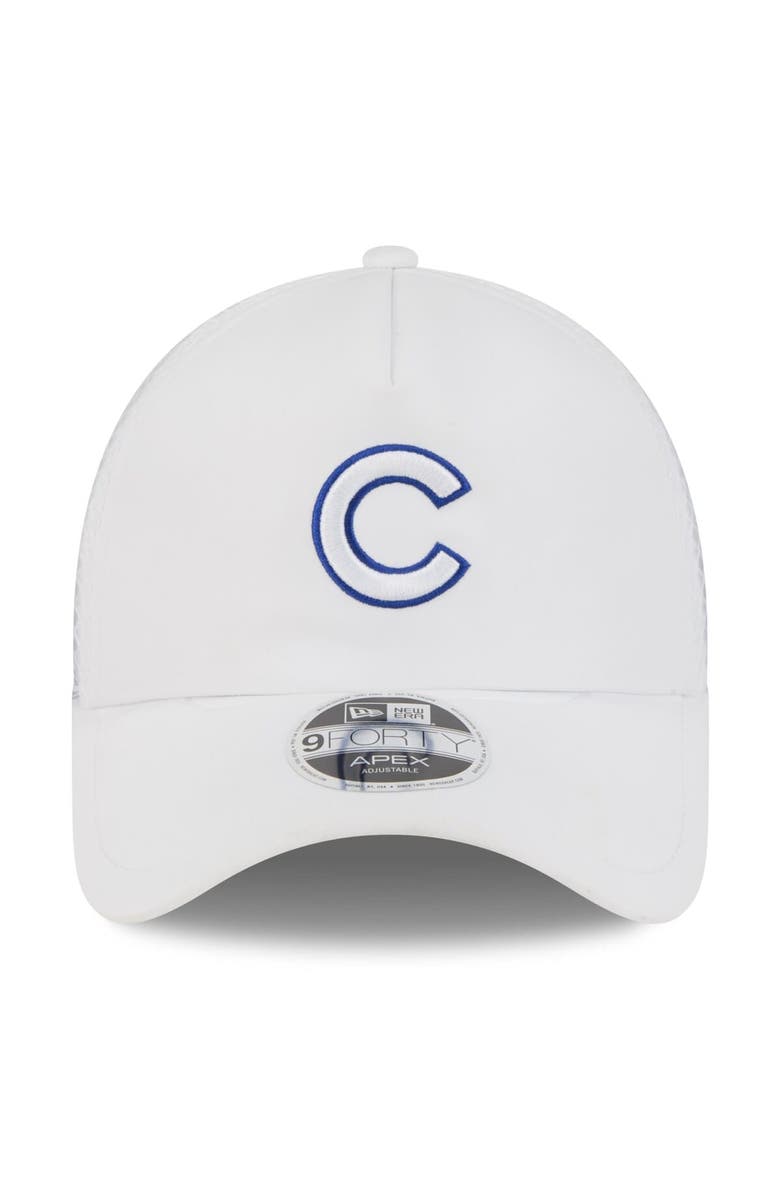 New Era Men's New Era White Chicago Cubs 2026 Batting Practice Apex 9FORTY Adjustable Trucker Hat, Alternate, color, White