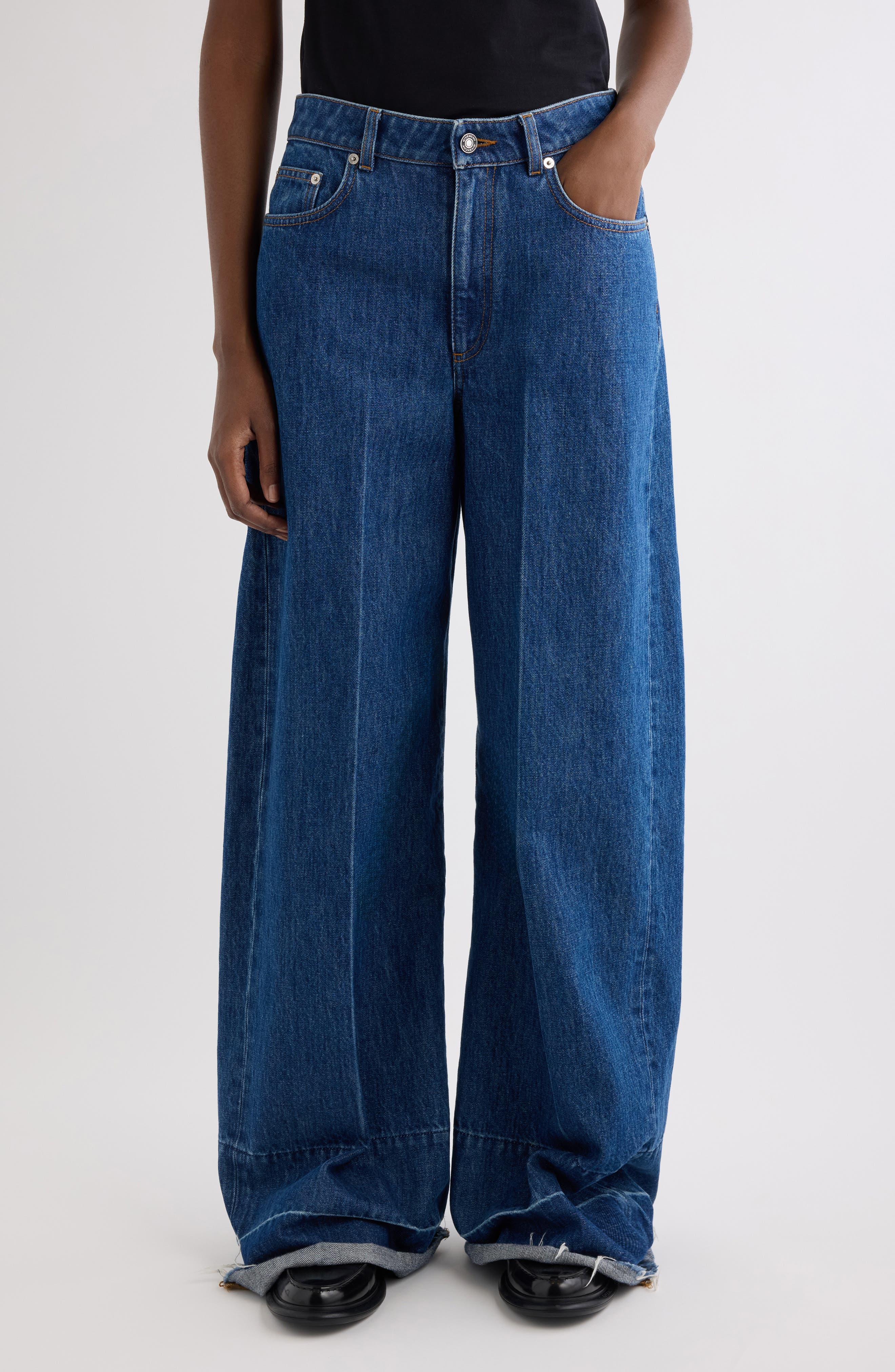 selected MEDIUM BLUE