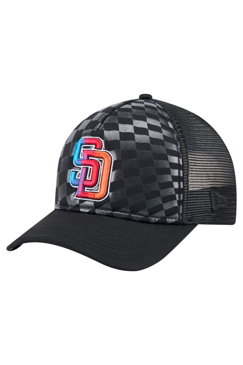 Men's New Era Black San Diego Padres Gradient 9FORTY A-Frame M-Crown Trucker Adjustable Hat, Main, color, Black