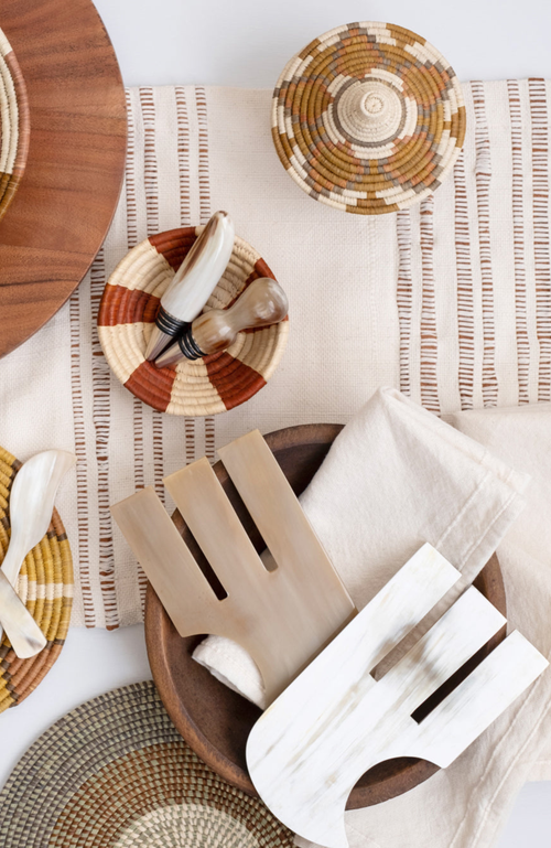 Maadili Collective Kindred Salad Hands In Multi