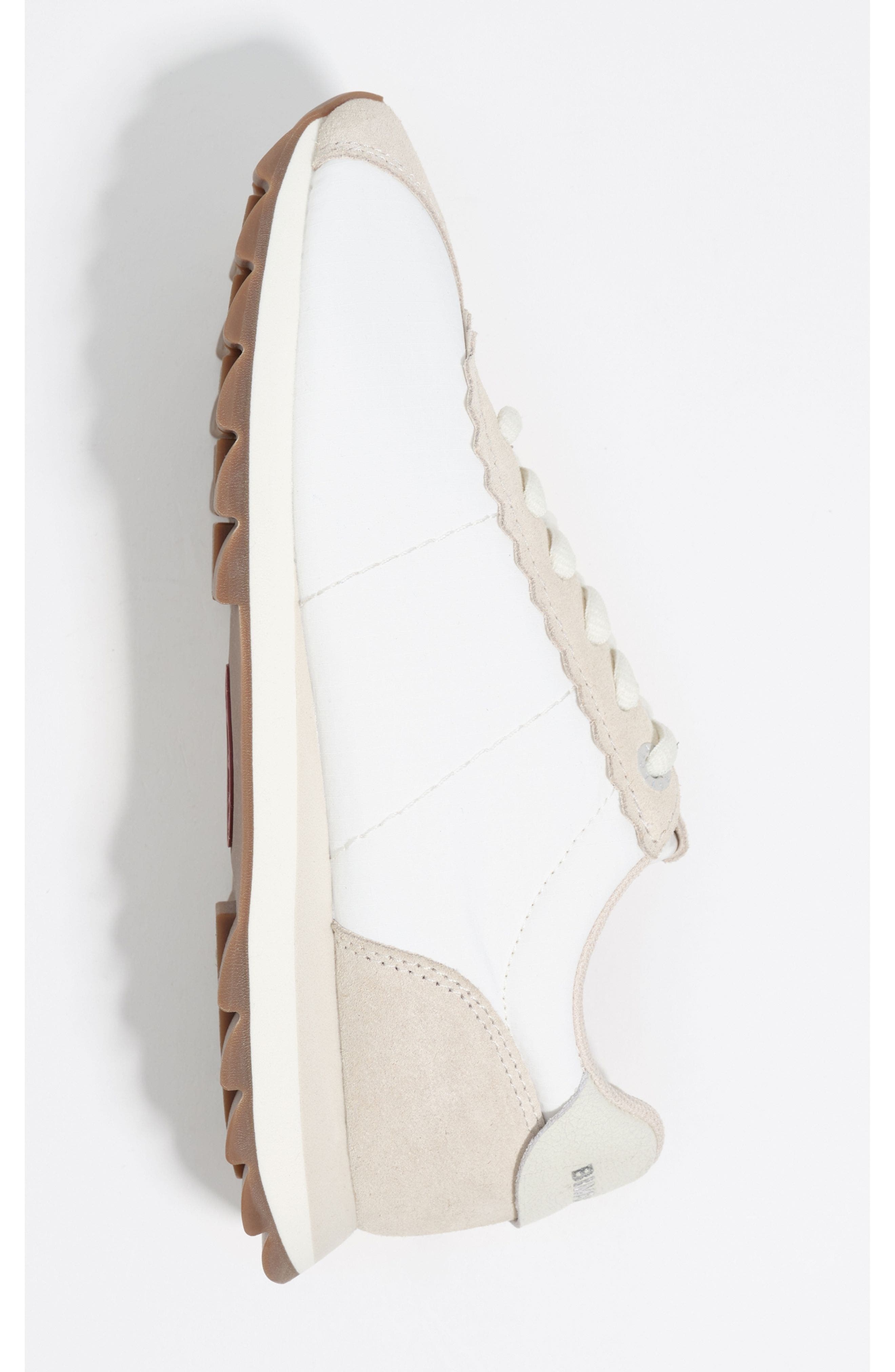 13 18 Retro Sneaker, Alternate, color, OFF WHITE