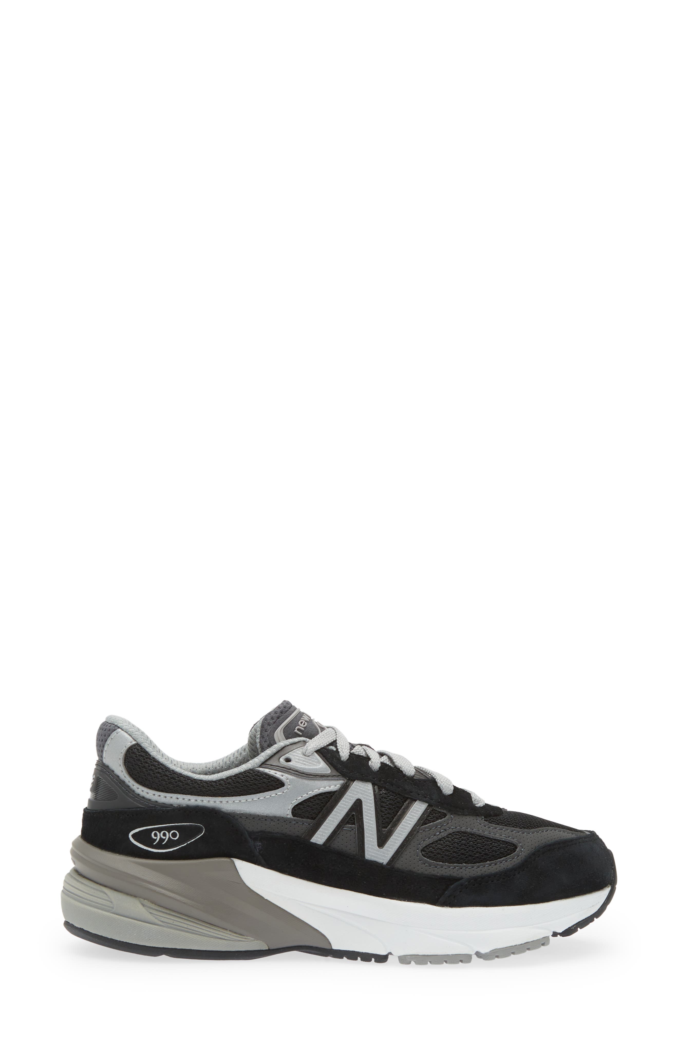 New Balance FuelCell 990v6 Running Shoe, Alternate, color, Black