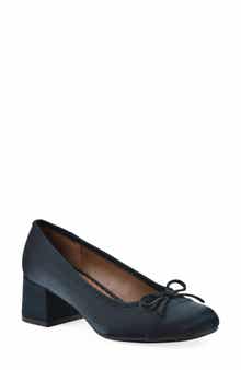 White Mountain Footwear Lately Round Toe Pump