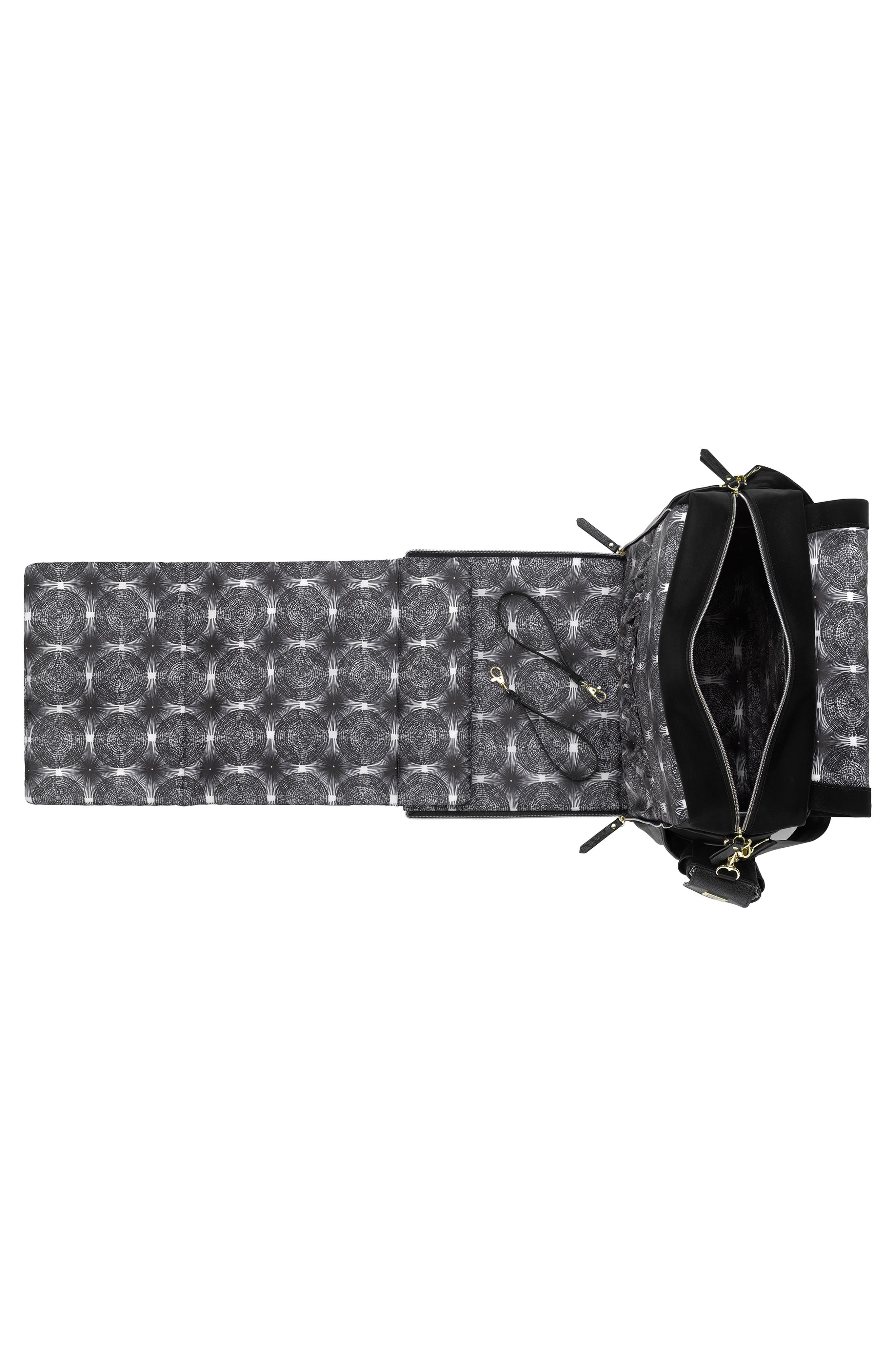 Petunia Pickle Bottom Boxy Backpack Diaper Bag, Alternate, color, 