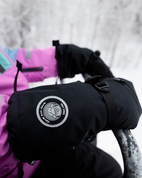 Deux Par Deux Kids Gender Inclusive Winter Mittens Teknik In Black