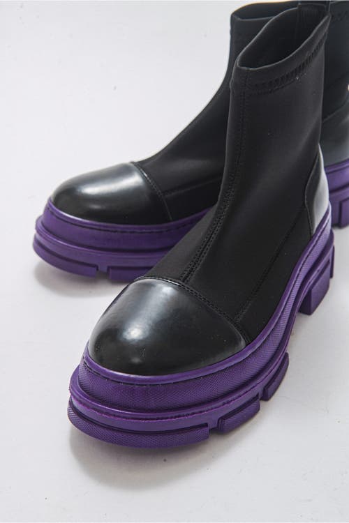 Prologue Shoes Bendis Scuba Boot In Multi