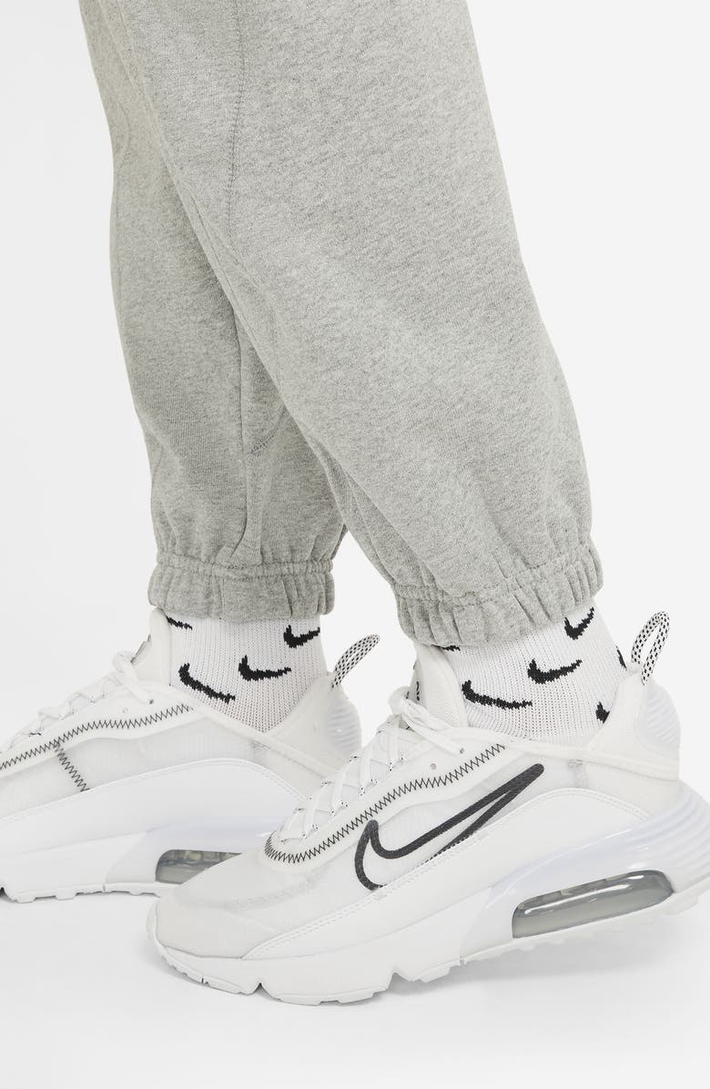 Nike Sportswear Tapered Fleece Sweatpants, Alternate, color, 