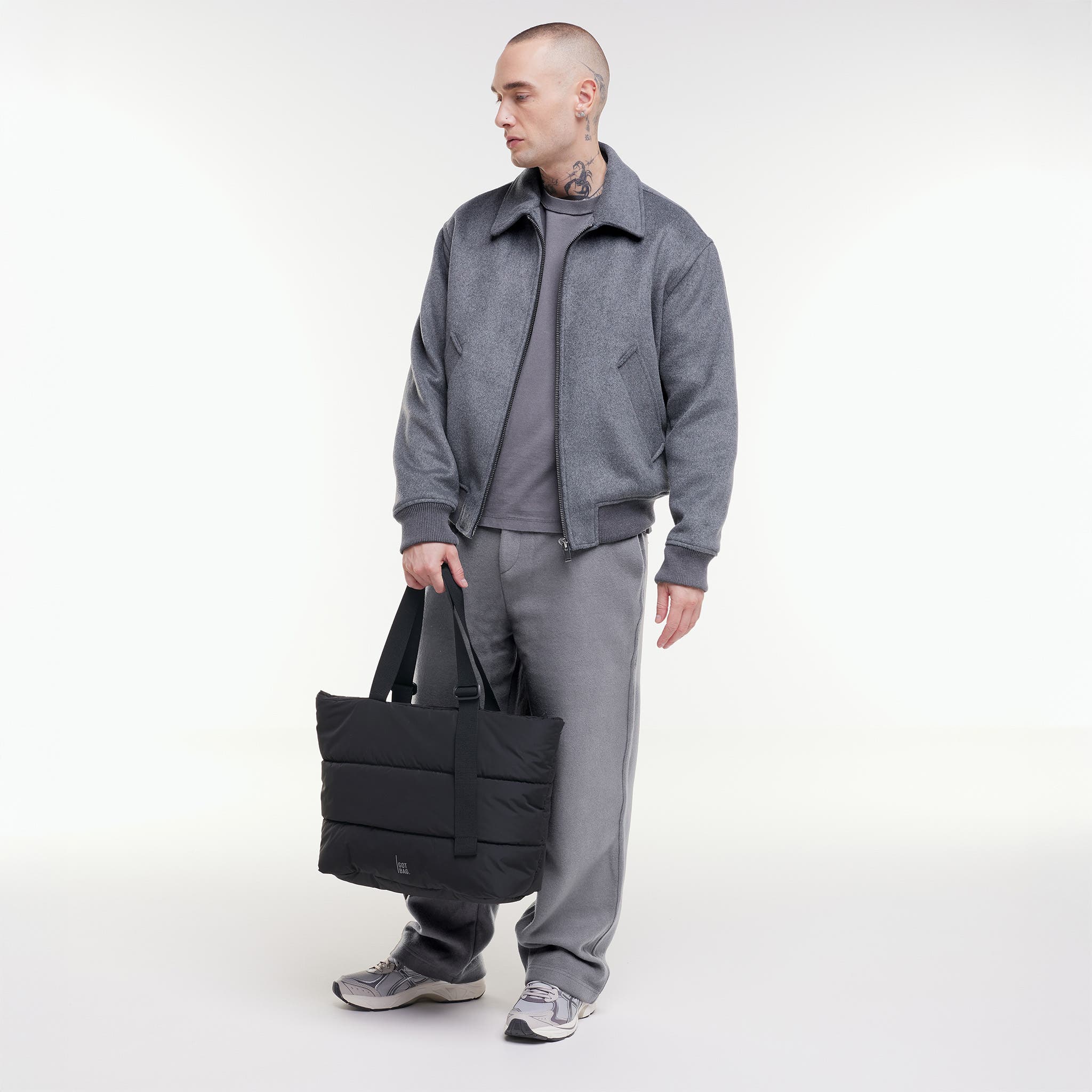 PUFFER TOTE BAG, Alternate, color, BLACK MONOCHROME
